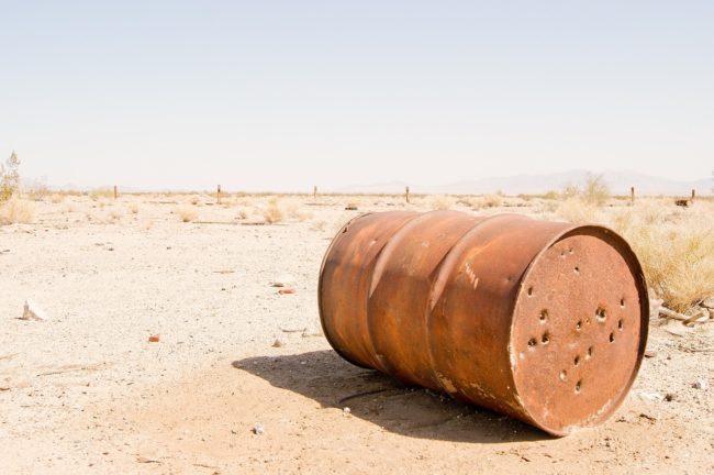 desert-oil-barrel-empty-rusty-1